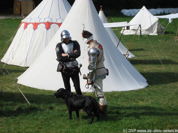Soldknechte mit Hexenhund